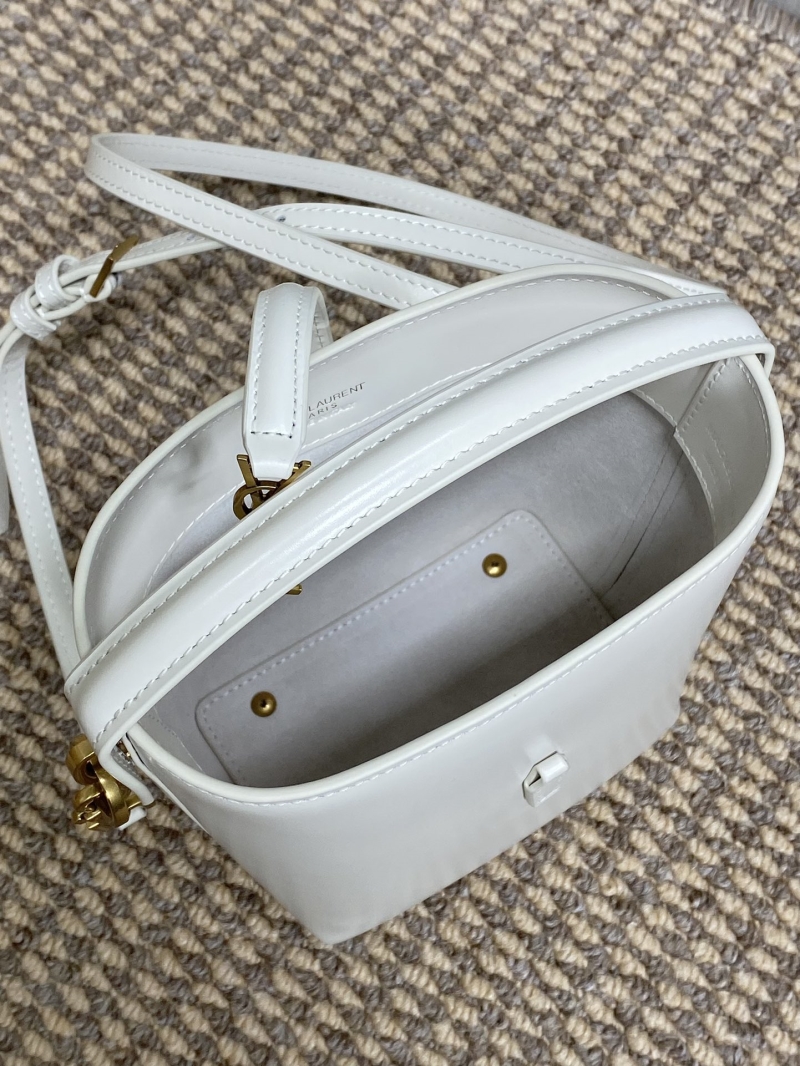 Y51 top handle bags